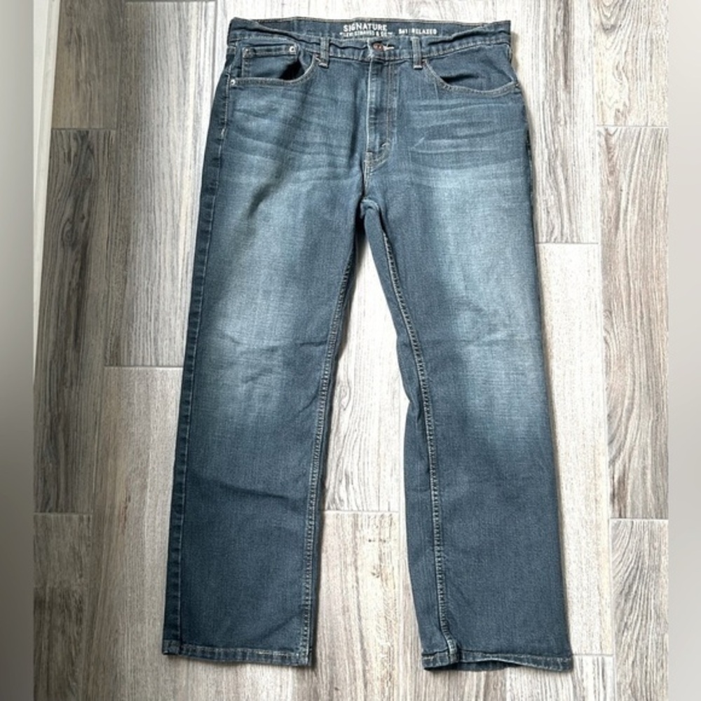 Signature By Levi Strauss S61 Relaxed Fit Jeans